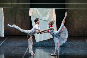 В САТОБ представил программу «Пламя Победы», посвященную 80-летию Победы в Великой Отечественной войне.