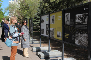 Самарцам рассказали о героях волжской энергетики на фотовыставке «Свет Победы»