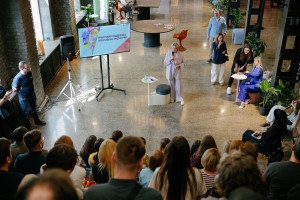 В событии приняли участие представители областного минэкономразвития и творческих бизнес-проектов.