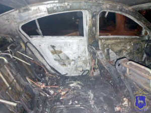 В Самаре полицейские задержали поджигателя автомобиля