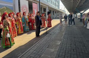 За два дня гости региона посетили сразу три города, расположенные на Волге, а также туристам были предложены три программы.