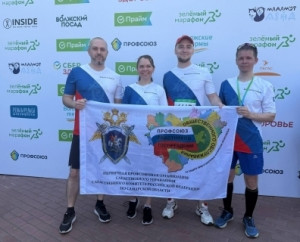 «Зелёный марафон» — яркий городской праздник, где каждый год тысячи жителей более 60 городов выходят на старт независимо от возраста, физической подготовки и опыта.