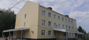 В настоящее время завершаются ремонтные работы пристроя к поликлинике и кровли основного корпуса Челно-Вершинской центральной районной больницы.