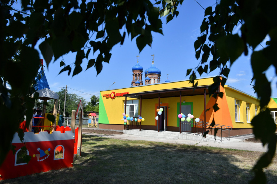 В селе Покровка состоялось открытие обновленного детского сада