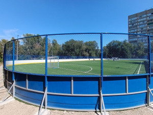 В Тольятти и Чапаевске построены новые площадки для игры в футбол и хоккей