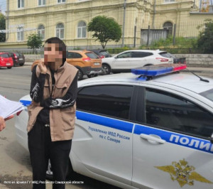 Забытую пожилой женщиной сумку присвоила ранее судимая самарчанка