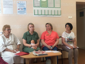 В перинатальном центре Новокуйбышевска прошел мастер-класс для будущих мам.