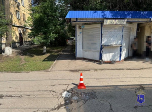 В Самаре 12-летний мальчик на электросамокате сбил 60-летнюю женщину