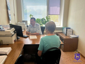 Женщина признала свою вину и пояснила оперуполномоченным, что нашла на улице карту и потратила денежные средства на собственные нужды.