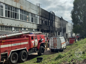 Для тушения пожара привлекались 57 человек и 18 единицы техники.