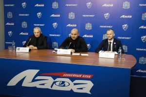 Вячеслав Федорищев поприветствовал менеджмент и игроков «Лады», подчеркнув значимость хоккейного клуба для Тольятти и всего региона.