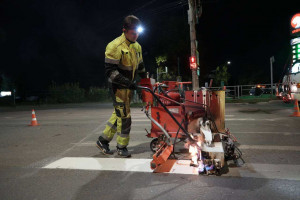 Обсудили план мероприятий по предупреждению ДТП, а также подготовку подъездных путей и тротуаров к школам.