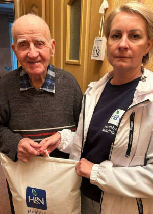 В каждом из них - молоко, творог, йогурты, сгущёнка и другие продукты.