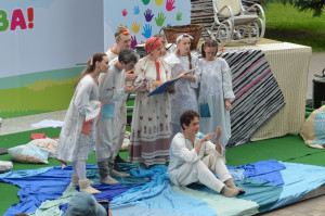 Спектакль «Сказки Пушкина» пройдет на открытой в этом году сцене на Патриарших прудах.