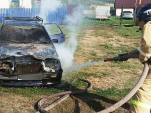 В Самаре утром горел автомобиль