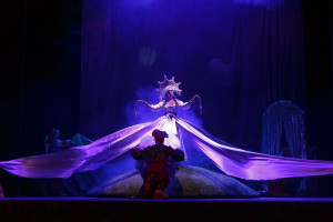 Откроются гастроли визитной карточкой театра из Иркутска – спектаклем «Легенды седого Байкала».