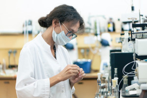 Участники программы получили знания и навыки от экспертов отрасли по ранней разработке лекарственных средств.