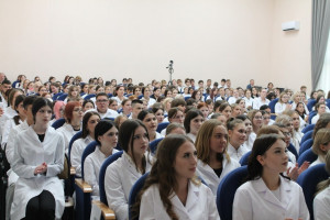 1 сентября они впервые надели белые халаты и почувствовали себя частью нового коллектива.