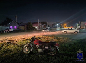 Столкнулись автомобиль  Lada Granta и мотоцикл ИЖ.