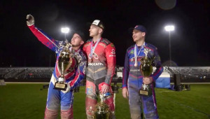 Судьба медалей решилась в дополнительном заезде.