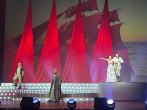 Праздник для любителей мюзиклов и музыки.