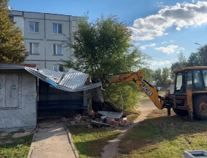 В Тольятти снесли заброшенный павильон
