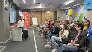 Бизнес-леди презентовали экспертам свои проекты из самых разных сфер.