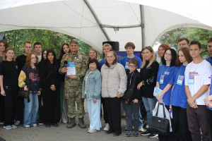 Писатель и выпускник «Школы героев» Сергей Алексеев выступил на книжном фестивале «Время читать – 2025»