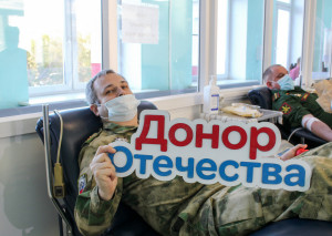 В день годовщины воссоединения России с новыми регионами в Самаре прошла патриотическая акция «СВОим примером», организованная ветеранами специальной военной операции.