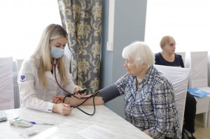 Вакцинация в выездном формате организована для членов ветеранских организаций в Самаре