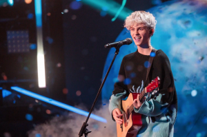 Девятиклассник из Самары выступил в шоу «Ярче звезд» на ТНТ