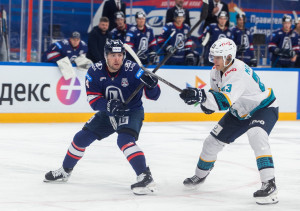 Шайбами отметились: Андрей Чивилёв, Никита Михайлов, Андрей Алтыбармакян. 