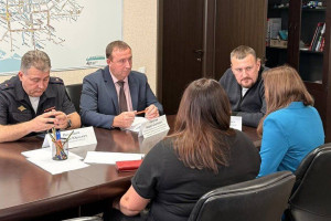 Руководитель департамента транспорта Самары Владимир Чичёв провел встречу с горожанами.