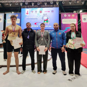 Участниками стали 150 спортсменов из 12 регионов страны.