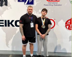 Владислав Шленев занял второе место в дисциплине «жим». Тренер спортсмена - Виктор Морозов.