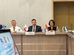 "Обсудили с коллегами вопросы реализации комплексной госпрограммы РФ «Развитие физической культуры и спорта», обменялись опытом субъектов ПФО".