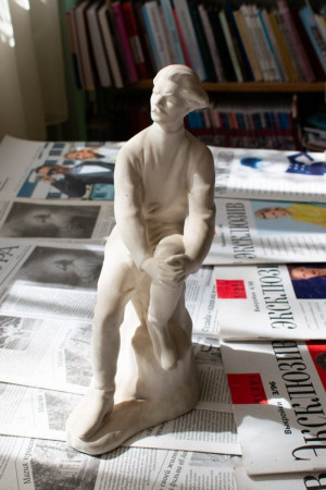 В этот день в библиотеке откроется выставка «Книга на Волге» с иллюстрациями, книжными описаниями и фотографиями знаковых для Самары мест.