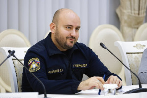 Вячеслав Федорищев обсудил развитие и поддержку спортивного метания ножа.