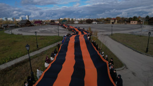 В самарском Этнопарке дружбы народов активисты «Единой России» дали старт подготовке к Параду Памяти-2025.