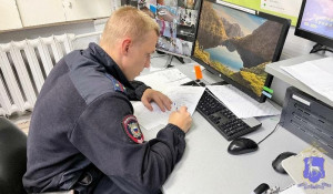 Житель Жигулевска сломал знакомому челюсть на автомойке