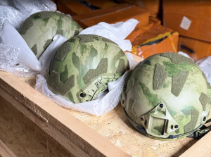 Самарские таможенники передали военным дроны и шлемы