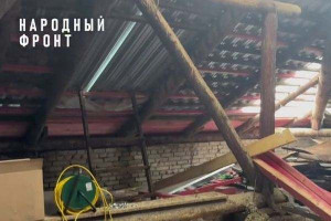 В Самаре жильцы дома пожаловались на подрядчика, разобравшего крышу