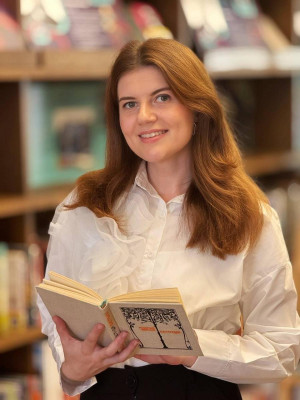 Заведующая Центральной городской библиотекой имени Крупской из Самары вышла в финал Всероссийского конкурса «Библиотекарь года – 2025»