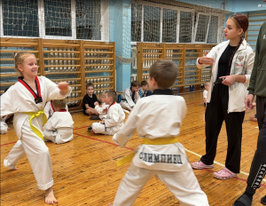 Молодёжка Народного Фронта Самарской области отметила День Тренера