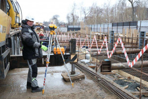 До завершения проходки тоннеля осталось 60 метров.