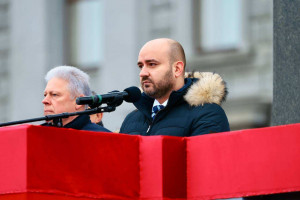 Вячеслав Федорищев отметил: Парад Памяти стал знаковым событием всероссийского и международного масштаба, объединяющим разные регионы и поколения нашей страны.