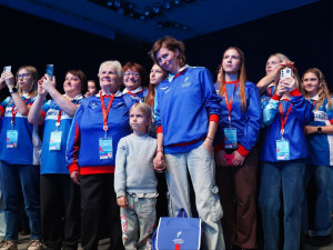 Волонтеры из Самары, прежде всего, помогали участникам и гостям сориентироваться в городе, консультировали на вокзалах, в аэропорту, в гостиницах, на объектах спортивной программы.