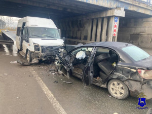 Пострадали пассажиры второго автомобиля.