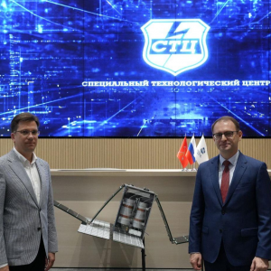 Уникальный аппарат создан специалистами Самарского университета им. Королёва и Специального Технологического Центра.