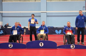 Дмитрий Чубаров взял золото в одиночном и в парном разряде.